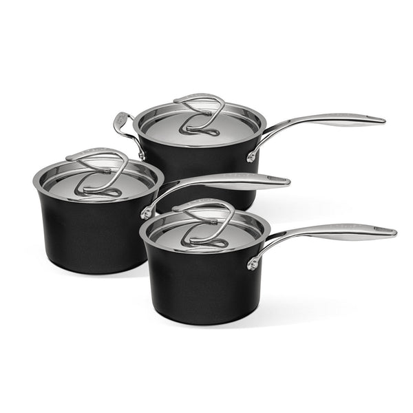 The Style set of 3 non-stick saucepans from Circulon combines high-performance with beautiful aesthetics - perfect for hob to table serving